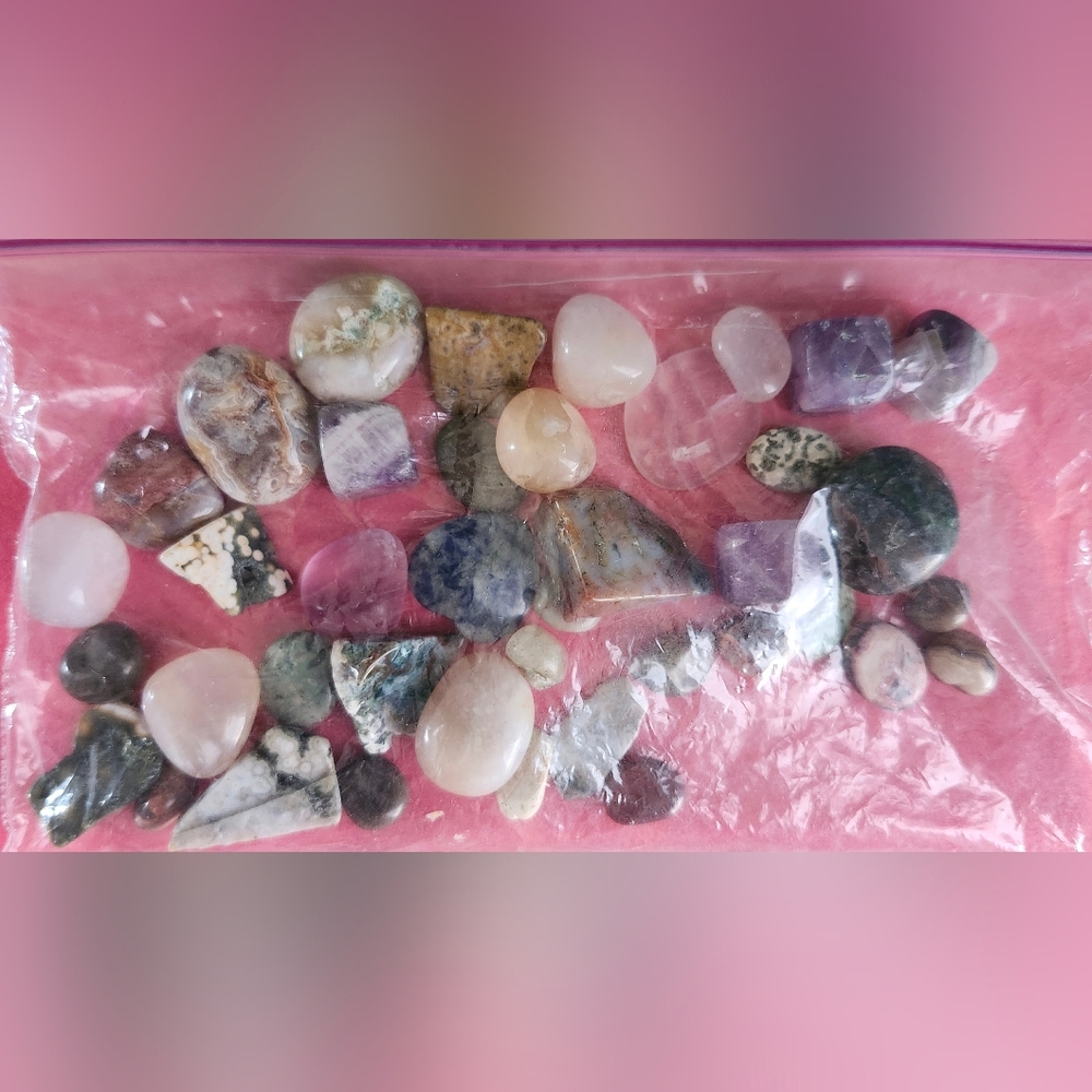 Mixed Natural Gemstone Lot | 25+ Assorted Stones | Polished + Raw | Craft&Deco - Picture 2 of 2